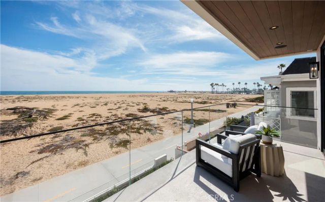 1123 E Balboa, Newport Beach, CA 92661