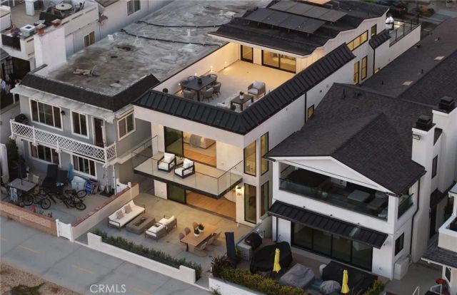1123 E Balboa, Newport Beach, CA 92661
