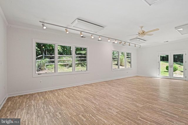 700 RUNNING BROOK DR, Great Falls, VA 22066