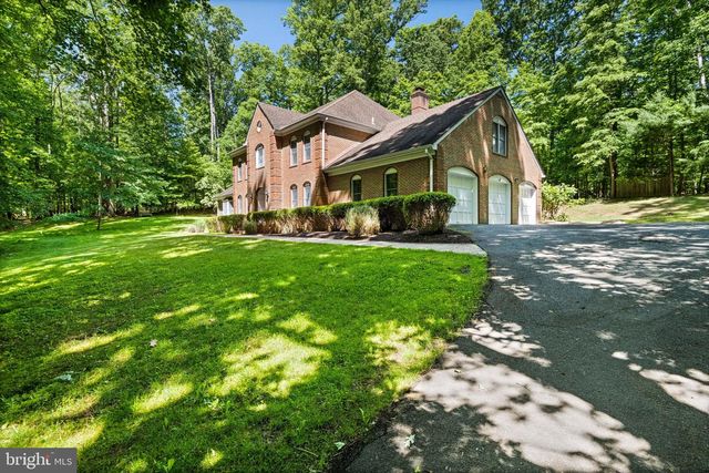 700 RUNNING BROOK DR, Great Falls, VA 22066
