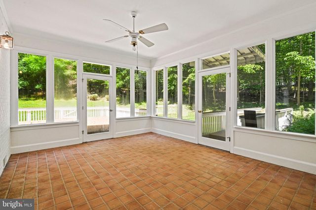 700 RUNNING BROOK DR, Great Falls, VA 22066