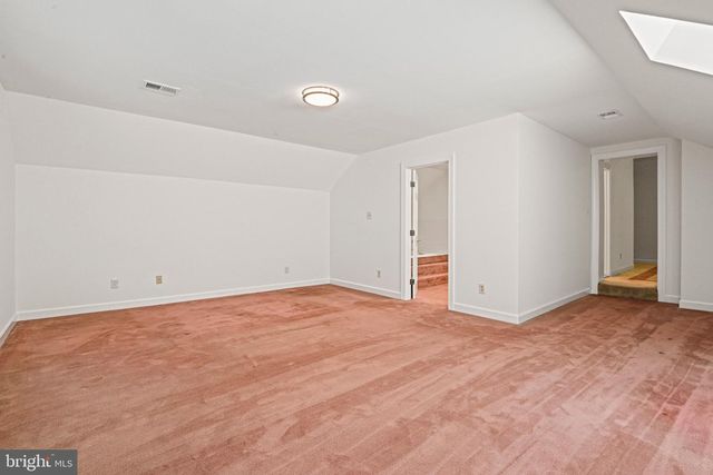 700 RUNNING BROOK DR, Great Falls, VA 22066