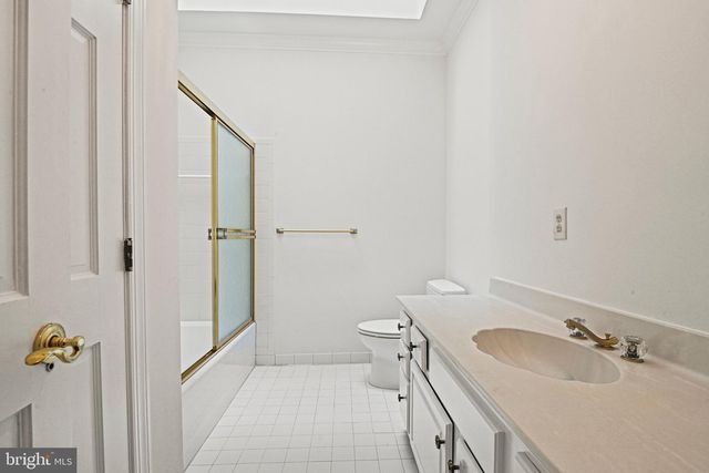 700 RUNNING BROOK DR, Great Falls, VA 22066