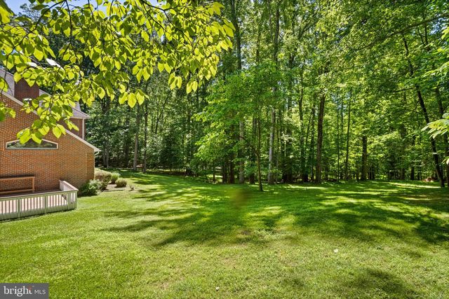 700 RUNNING BROOK DR, Great Falls, VA 22066
