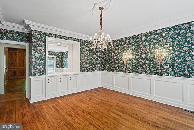 700 RUNNING BROOK DR, Great Falls, VA 22066