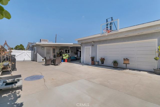 17011 S Catalina, Gardena, CA 90247