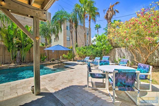 129 E Saturn Lane, South Padre Island, TX 78597