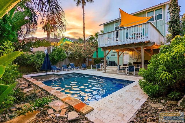 129 E Saturn Lane, South Padre Island, TX 78597