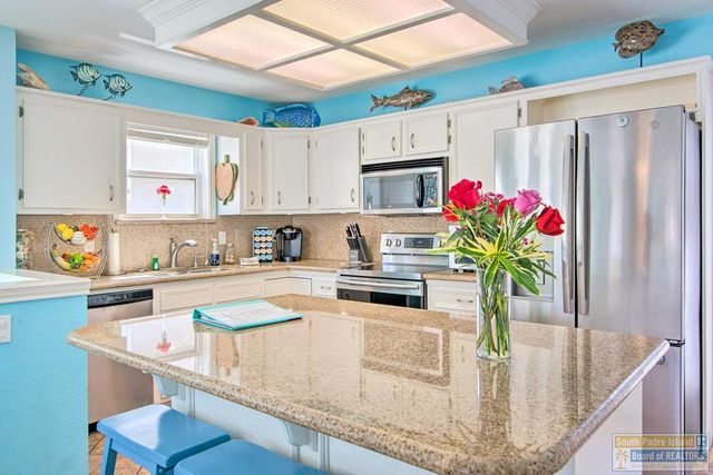 129 E Saturn Lane, South Padre Island, TX 78597