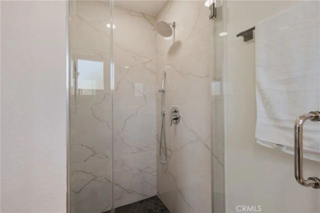 17182 Hillside Circle, Huntington Beach, CA 92649