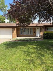 32850 WINNIE Avenue, Warren, MI 48093