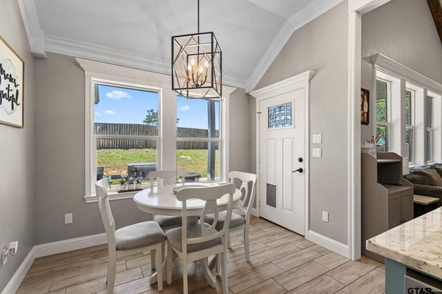 217 Meadow Lane, Lindale, TX 75771