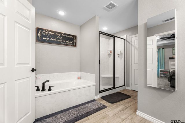 217 Meadow Lane, Lindale, TX 75771