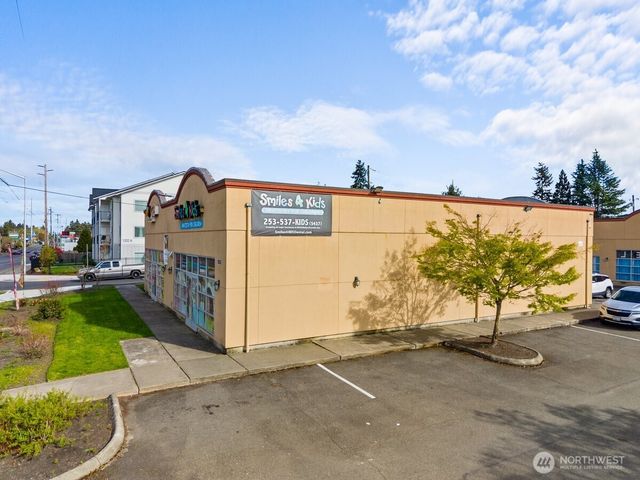 1148 72nd Street E, Tacoma, WA 98404