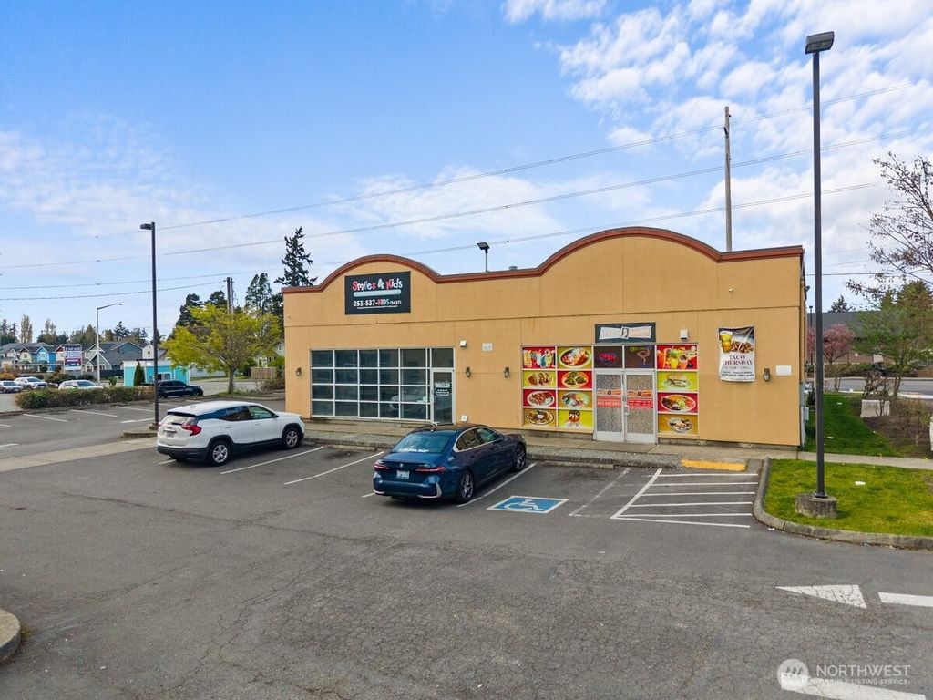 1148 72nd Street E, Tacoma, WA 98404