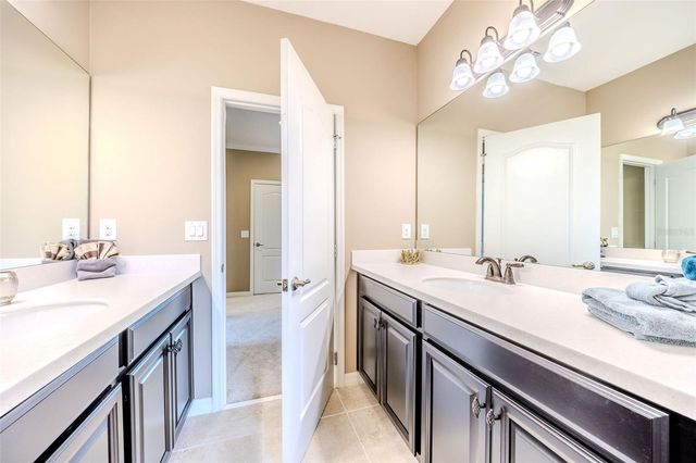 427 BLUE BIRCH COURT, Sanford, FL 32771