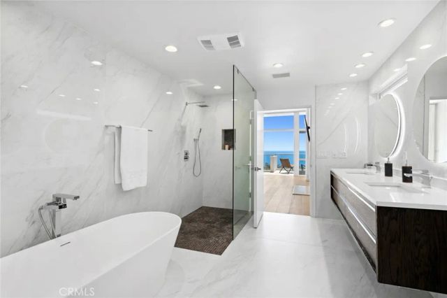 1061 Skyline Drive, Laguna Beach, CA 92651