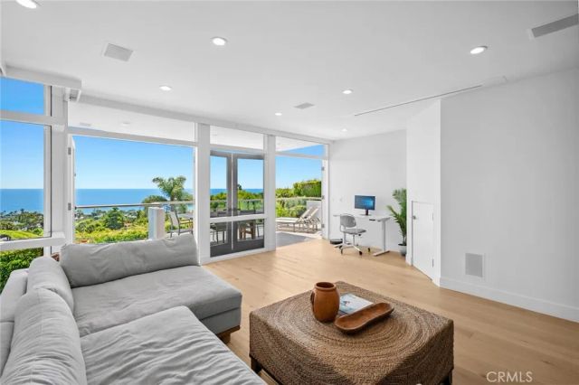 1061 Skyline Drive, Laguna Beach, CA 92651