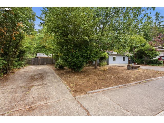2281 BLACKBURN St, Eugene, OR 97405
