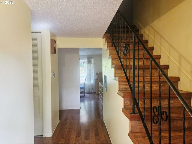 2281 BLACKBURN St, Eugene, OR 97405