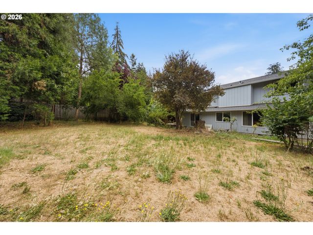 2281 BLACKBURN St, Eugene, OR 97405