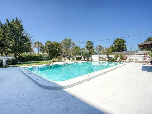 4939 FLORAMAR TERRACE 912, New Port Richey, FL 34652