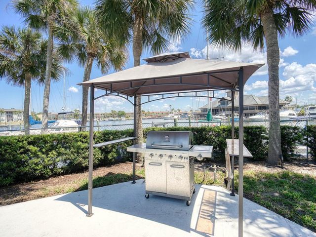 4939 FLORAMAR TERRACE 912, New Port Richey, FL 34652