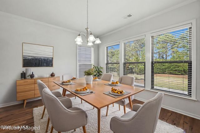 627 Lyrebird Avenue, Wilmington, NC 28412