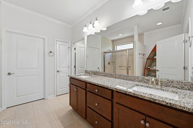 627 Lyrebird Avenue, Wilmington, NC 28412