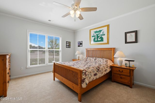 627 Lyrebird Avenue, Wilmington, NC 28412