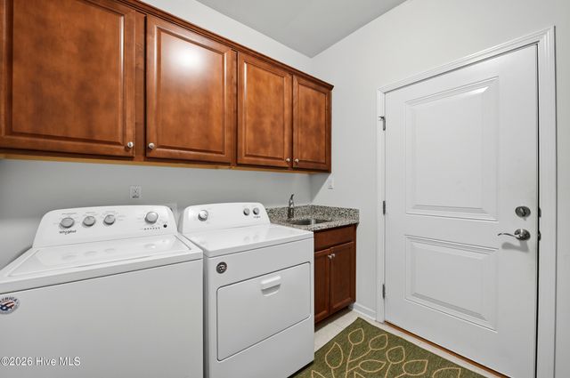 627 Lyrebird Avenue, Wilmington, NC 28412