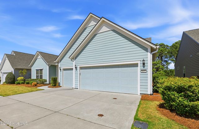 627 Lyrebird Avenue, Wilmington, NC 28412