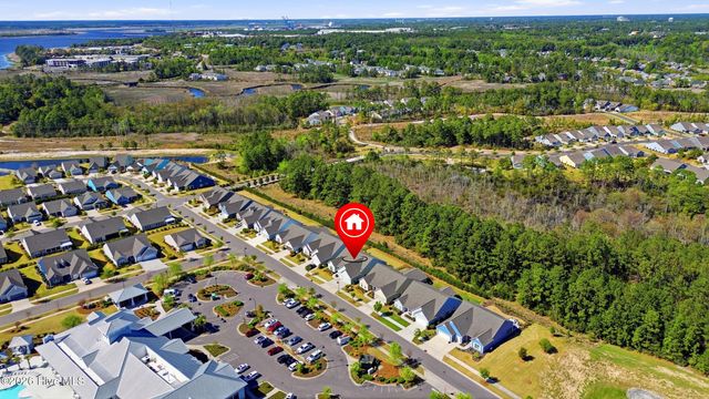 627 Lyrebird Avenue, Wilmington, NC 28412