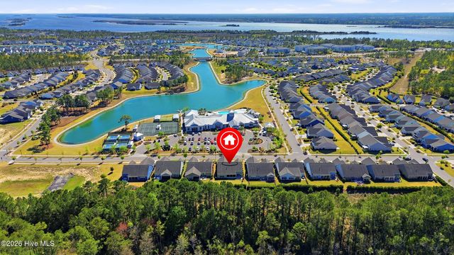 627 Lyrebird Avenue, Wilmington, NC 28412