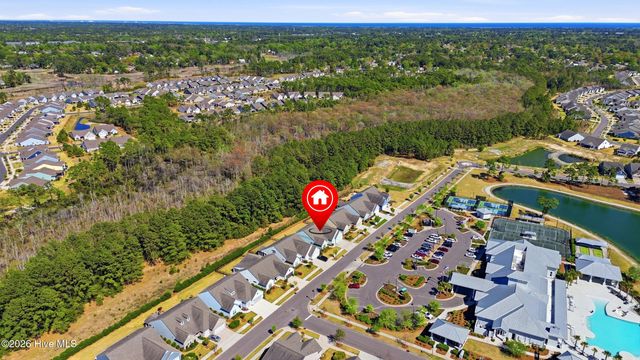 627 Lyrebird Avenue, Wilmington, NC 28412