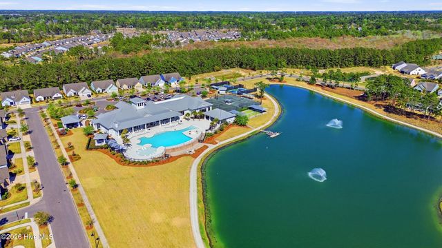 627 Lyrebird Avenue, Wilmington, NC 28412