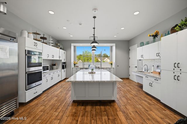 627 Lyrebird Avenue, Wilmington, NC 28412