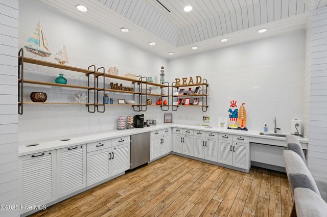 627 Lyrebird Avenue, Wilmington, NC 28412