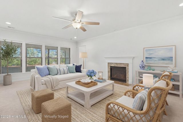 627 Lyrebird Avenue, Wilmington, NC 28412