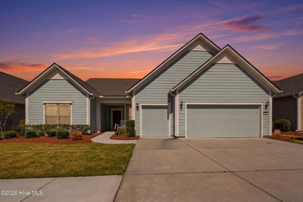 627 Lyrebird Avenue, Wilmington, NC 28412