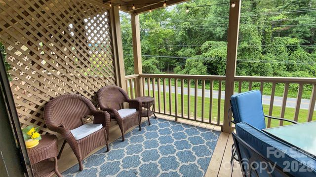 160 Whitney Boulevard 3, Lake Lure, NC 28746