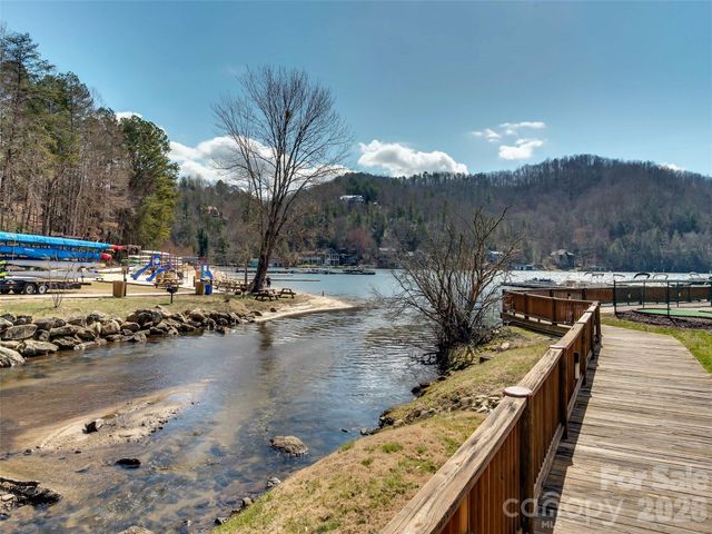 160 Whitney Boulevard 3, Lake Lure, NC 28746