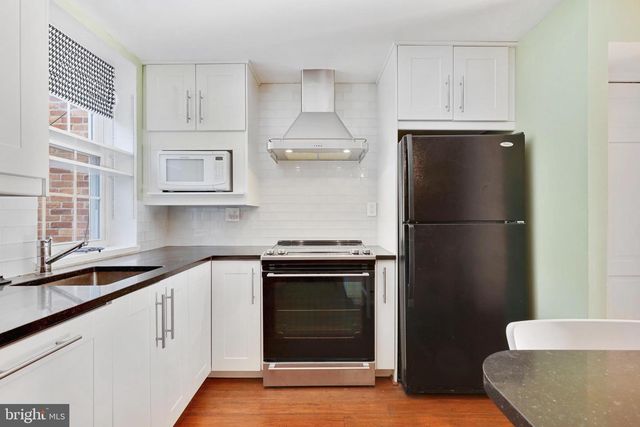 24 E HAMBURG ST, Baltimore, MD 21230