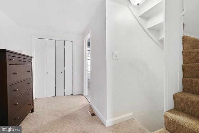 24 E HAMBURG ST, Baltimore, MD 21230