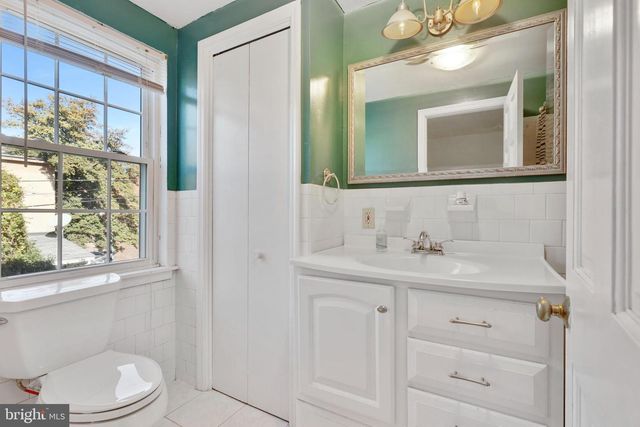 24 E HAMBURG ST, Baltimore, MD 21230