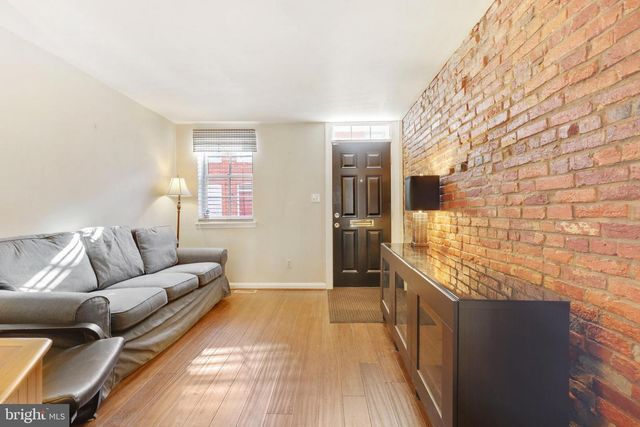 24 E HAMBURG ST, Baltimore, MD 21230