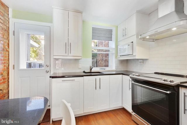 24 E HAMBURG ST, Baltimore, MD 21230