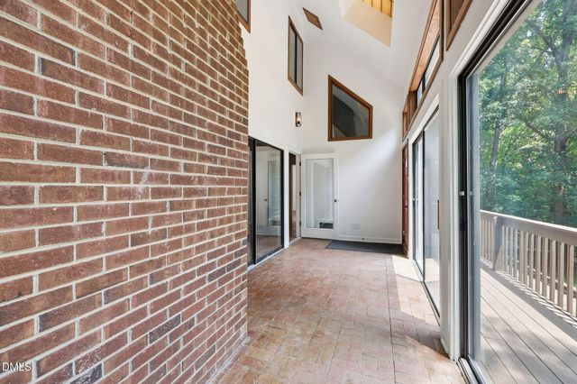 3433 Jones Ferry Road, Chapel Hill, NC 27516
