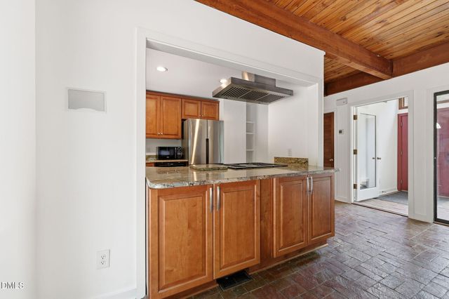 3433 Jones Ferry Road, Chapel Hill, NC 27516