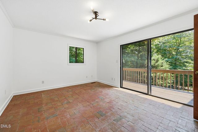 3433 Jones Ferry Road, Chapel Hill, NC 27516